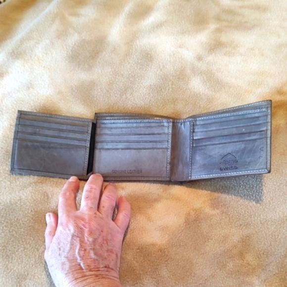 Alpine Swiss Wallet Gray Leather Bifold - Picture 8 of 10